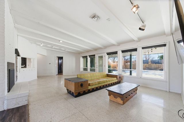 5401 E Polo Dr, Wichita, KS 67208