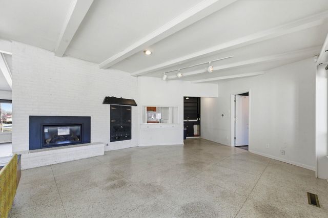 5401 E Polo Dr, Wichita, KS 67208