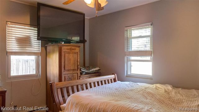 2640 Shattuck Road, Saginaw, MI 48603