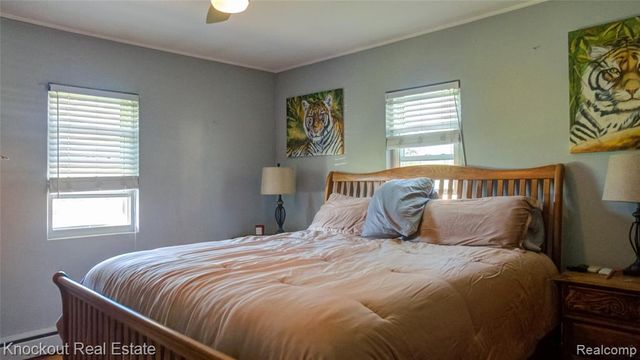 2640 Shattuck Road, Saginaw, MI 48603