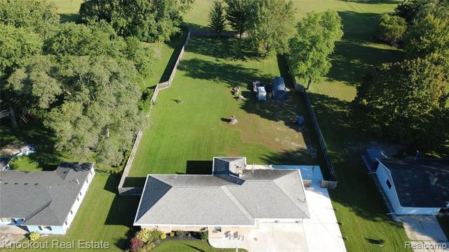 2640 Shattuck Road, Saginaw, MI 48603