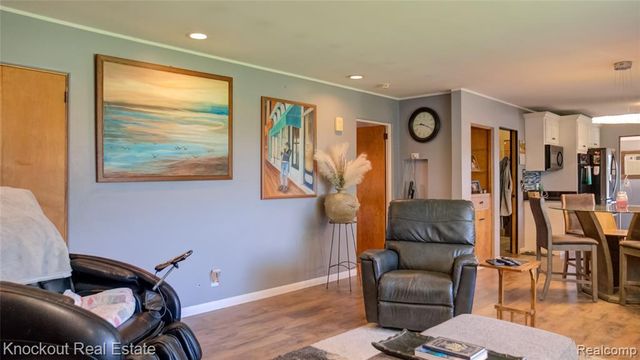 2640 Shattuck Road, Saginaw, MI 48603