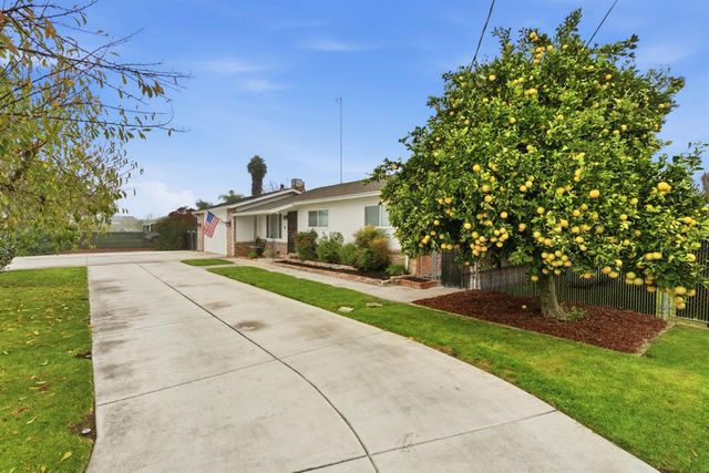 15581 French Camp Rd, Ripon, CA 95366