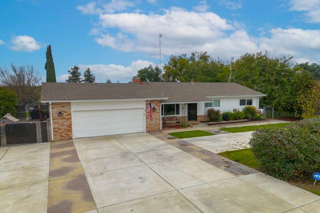 15581 French Camp Rd, Ripon, CA 95366