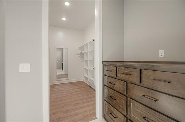 4628 SW Robinson Drive, Lee's Summit, MO 64083