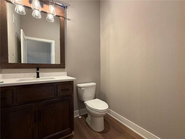 4628 SW Robinson Drive, Lee's Summit, MO 64083