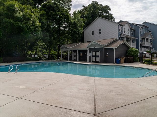 1060 Liberty Parkway NW 413, Atlanta, GA 30318