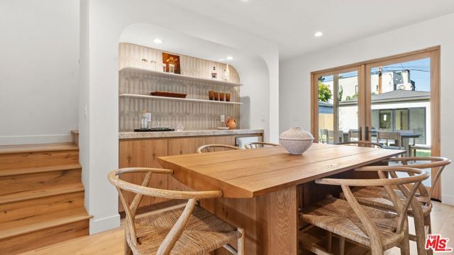 3452 Moore Street, Los Angeles, CA 90066