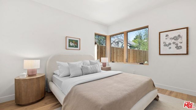3452 Moore Street, Los Angeles, CA 90066