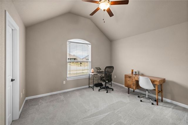 60 N Manhattan Way, Fayetteville, AR 72704