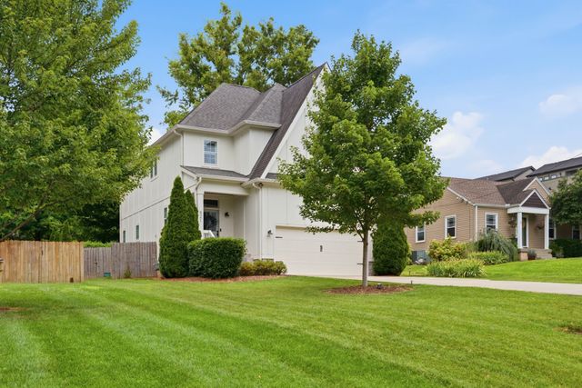 521 Waycross Dr, Nashville, TN 37211