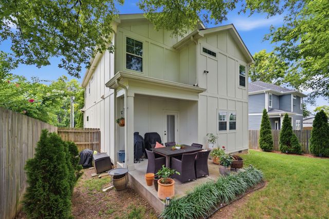 521 Waycross Dr, Nashville, TN 37211