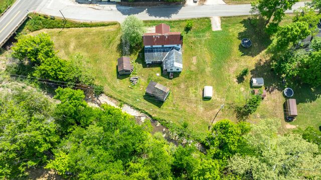 2012 Hoovers Rd, Duck River, TN 38454
