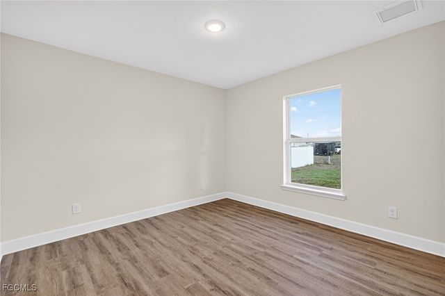 1706 NW 5th ST, Cape Coral, FL 33993