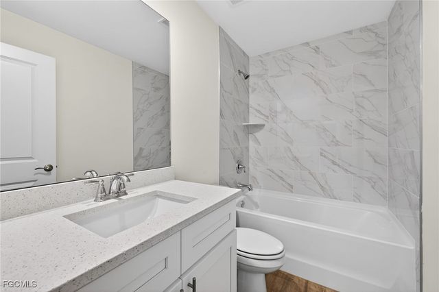 1706 NW 5th ST, Cape Coral, FL 33993