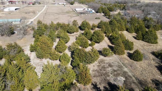 8708 Fm 697, Whitewright, TX 75491