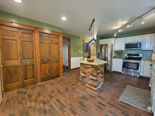 2206 Delwood Drive, Clio, MI 48420