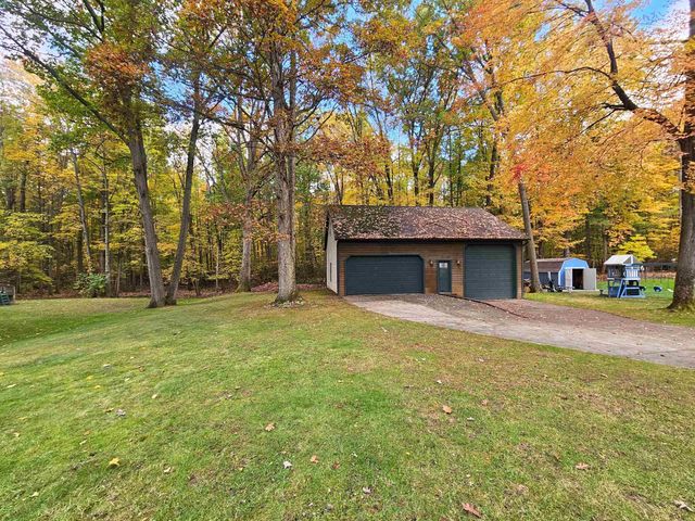 2206 Delwood Drive, Clio, MI 48420