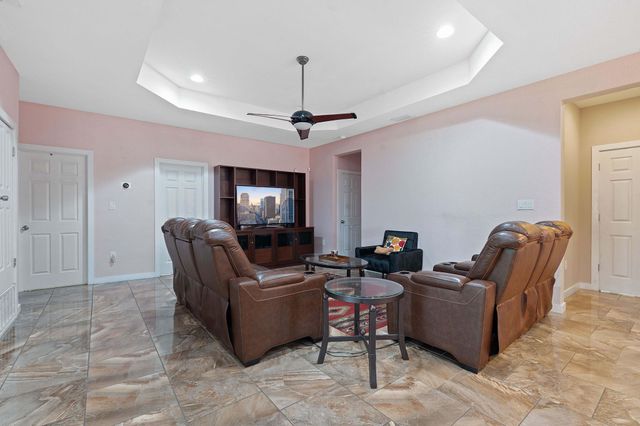 11812 Morning View DR, Del Valle, TX 78617