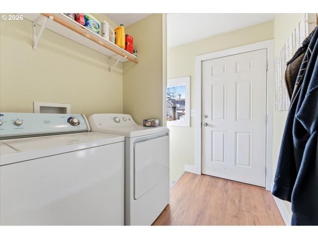 2725 Se 87TH Ave, Portland, OR 97266