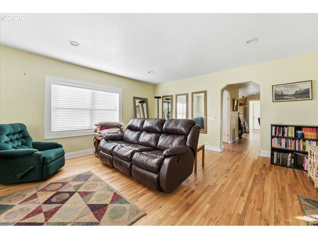 2725 Se 87TH Ave, Portland, OR 97266