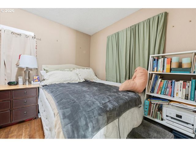 2725 Se 87TH Ave, Portland, OR 97266