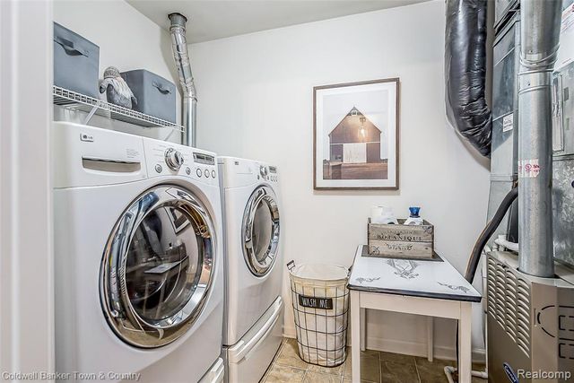 3377 Kneeland Circle, Howell, MI 48843