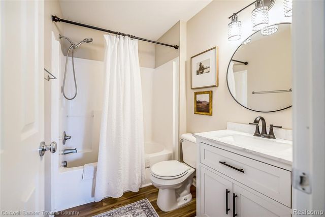 3377 Kneeland Circle, Howell, MI 48843