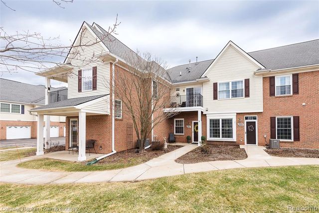 3377 Kneeland Circle, Howell, MI 48843