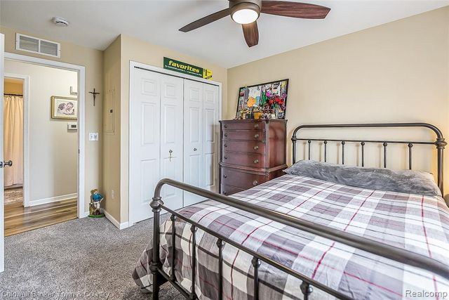 3377 Kneeland Circle, Howell, MI 48843