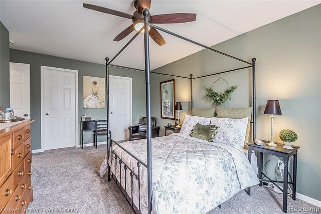 3377 Kneeland Circle, Howell, MI 48843