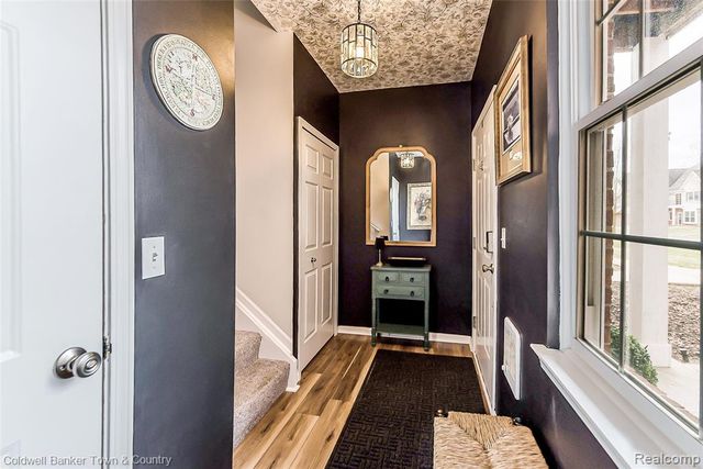 3377 Kneeland Circle, Howell, MI 48843