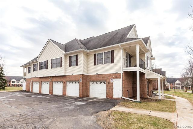 3377 Kneeland Circle, Howell, MI 48843