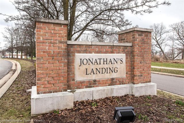 3377 Kneeland Circle, Howell, MI 48843