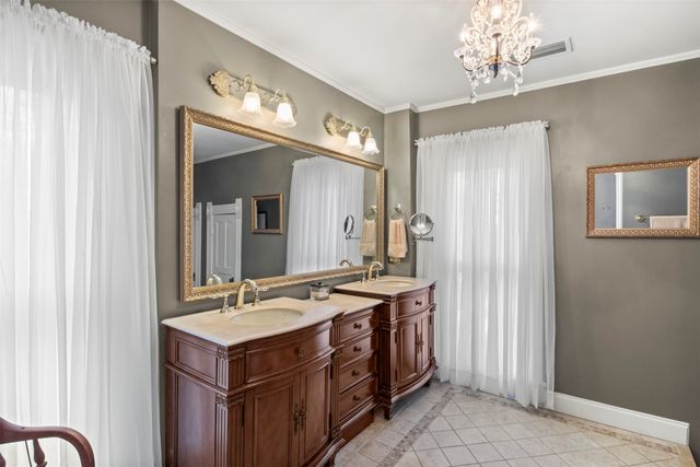 441 S Dallas Avenue, Lancaster, TX 75146