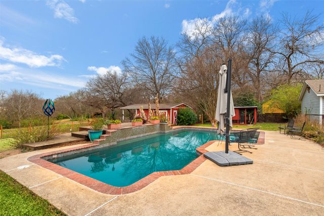 441 S Dallas Avenue, Lancaster, TX 75146