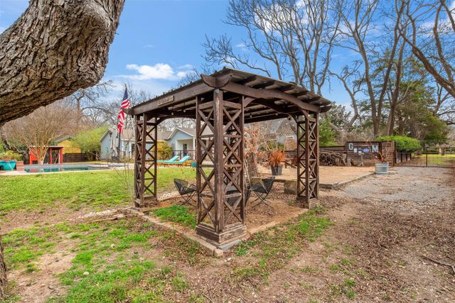 441 S Dallas Avenue, Lancaster, TX 75146