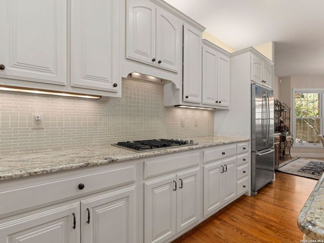 6 Walford Ct, San Antonio, TX 78257