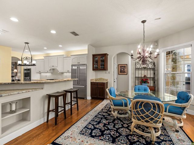 6 Walford Ct, San Antonio, TX 78257