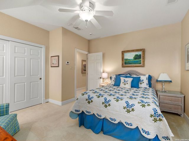 6 Walford Ct, San Antonio, TX 78257