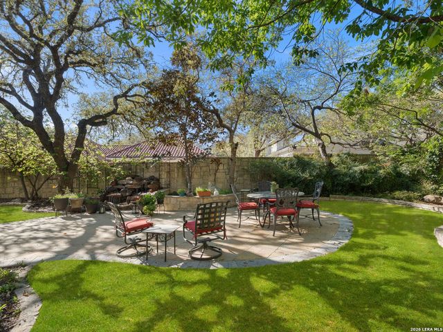 6 Walford Ct, San Antonio, TX 78257