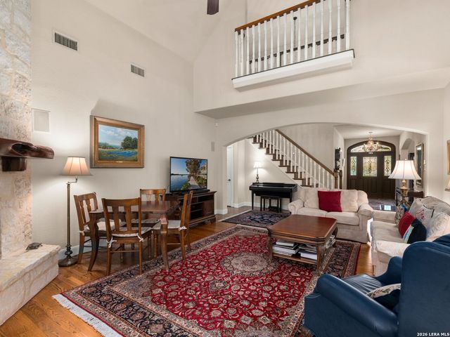 6 Walford Ct, San Antonio, TX 78257