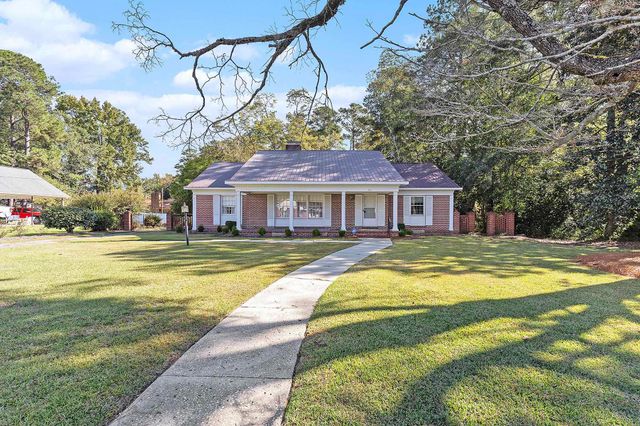 211 Pireway Rd., Tabor City, NC 28463