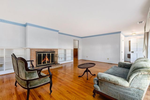 211 Pireway Rd., Tabor City, NC 28463