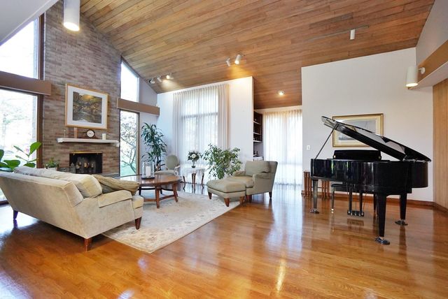 26 Ada Place, Staten Island, NY 10301