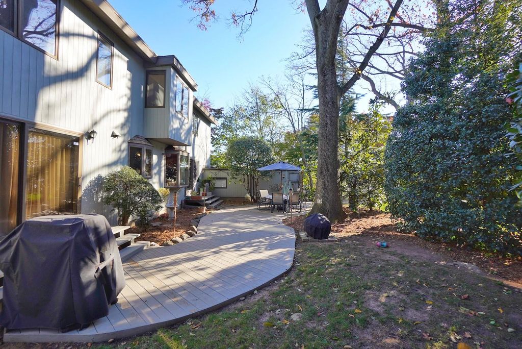 26 Ada Place, Staten Island, NY 10301