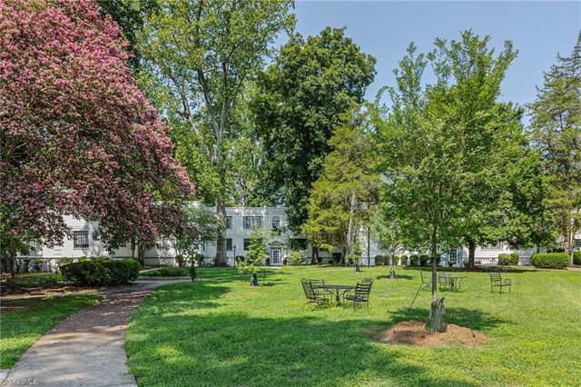 1700 N Elm Street O-1, Greensboro, NC 27408