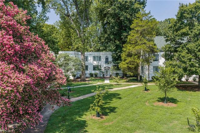 1700 N Elm Street O-1, Greensboro, NC 27408