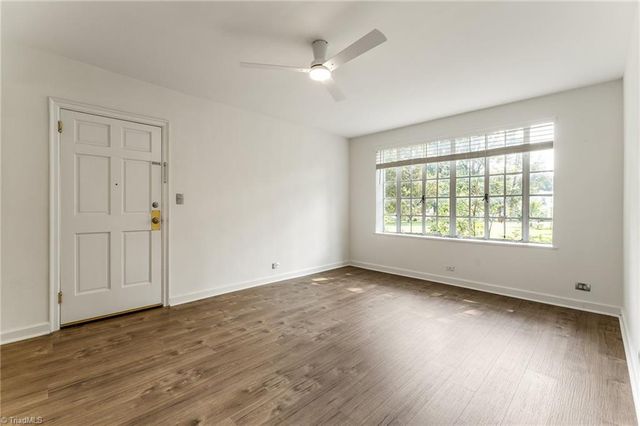 1700 N Elm Street O-1, Greensboro, NC 27408