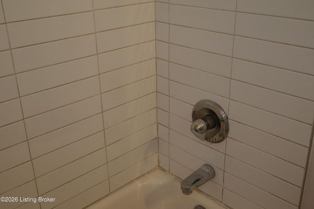 4329 S 3rd St, Louisville, KY 40214